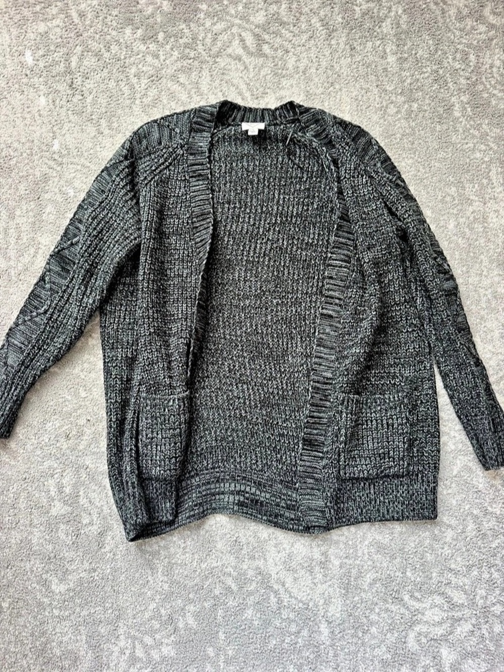 St. John’s Bay Gray Knit Cardigan Size Medium